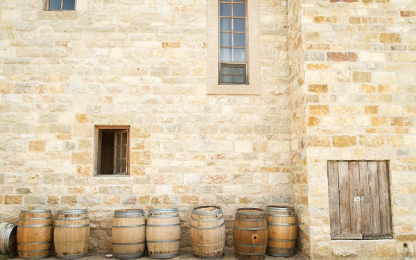 A Love Wine Guide to Vintage Champagne