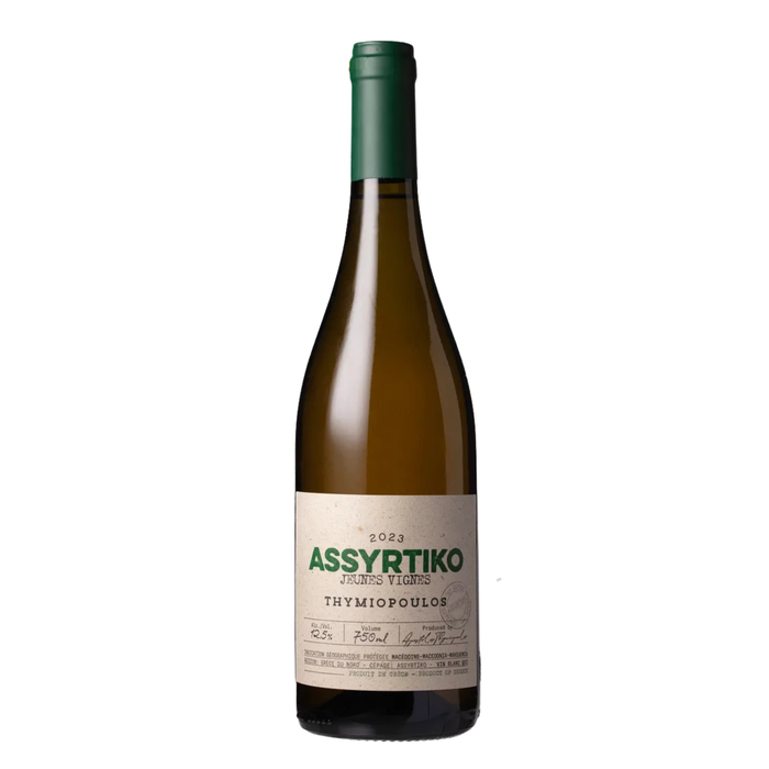 Wine bottle labeled 'Assyrtiko' on a white background